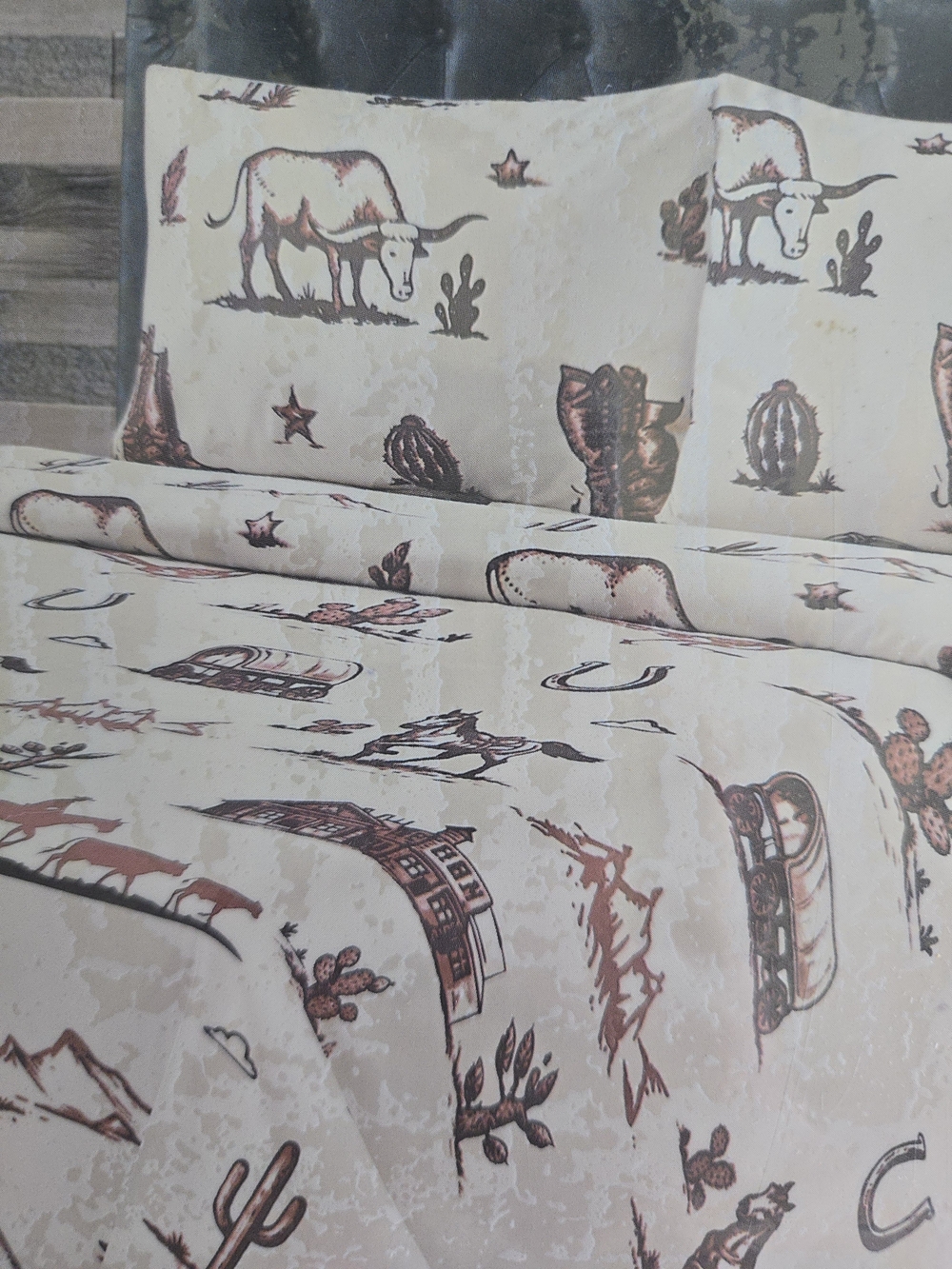 Unbranded Cream Western Print Bed Sheet Set with Brown Accents